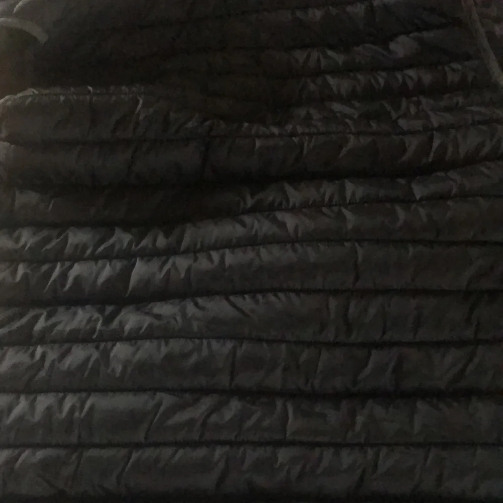 Men’s izod puffer vest - Picture 8 of 8